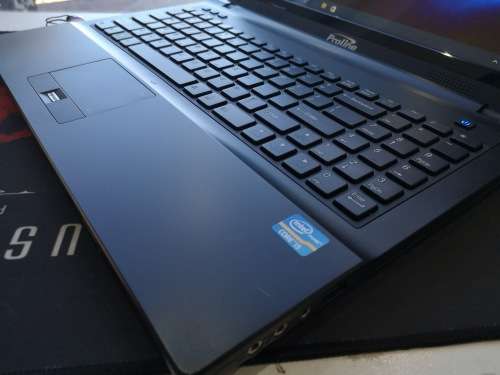 *AS NEW (MINT)*GREAT PERFORMER*PROLINE W351*i5-2450m*8GB RAM*500GB HDD*HD DISPLAY*DVD